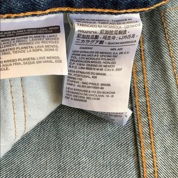 Levi’s 550 Men’s Denim Jeans Relaxed Fit Dark Stonewash Size 46x 29 NWT - Picture 7 of 10